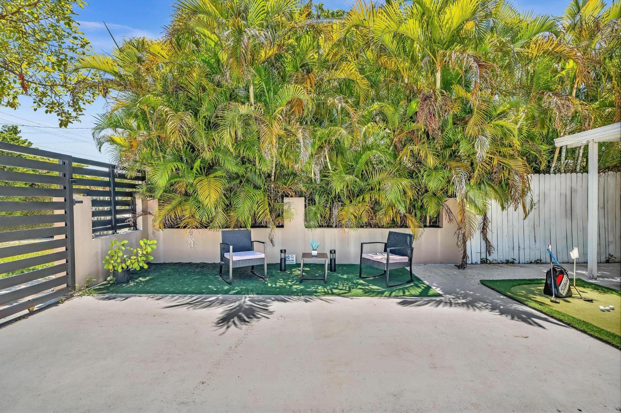 מיאמי Estelo'S Place - Modern Townhouse With King Bed, Only 5 Min From The Airport! מראה חיצוני תמונה